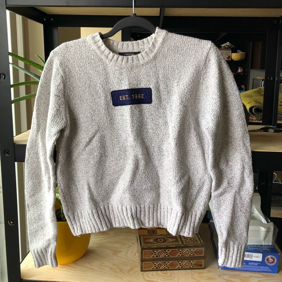 Knitted crew neck sweater - Picture 1 of 6